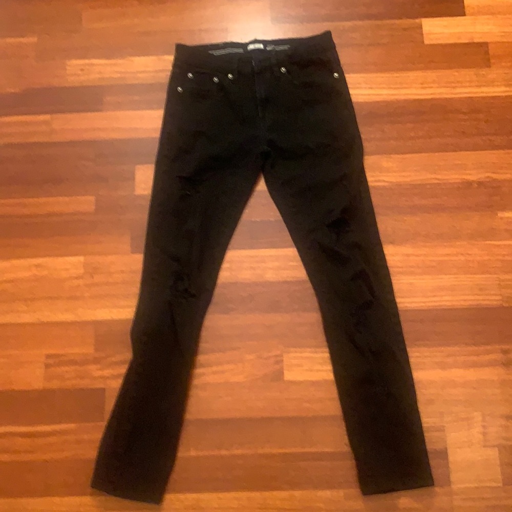 Black distressed Hollister men’s jeans in size 28x 30